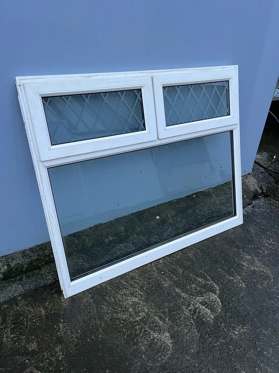 Perfect condition windows x2 - Image 2