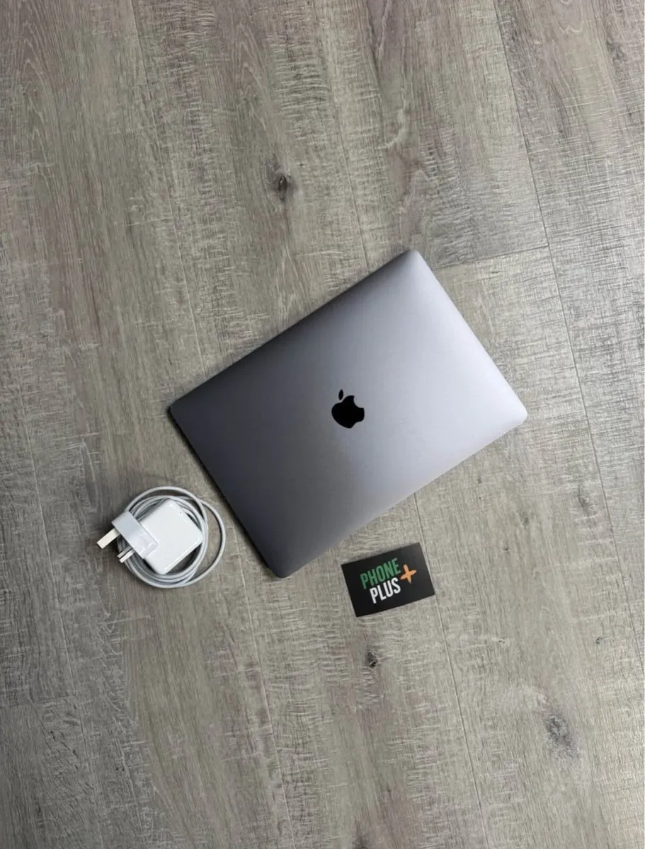MacBook Air M1 13” 2020 8GB 256GB | 95% Battery - Image 1