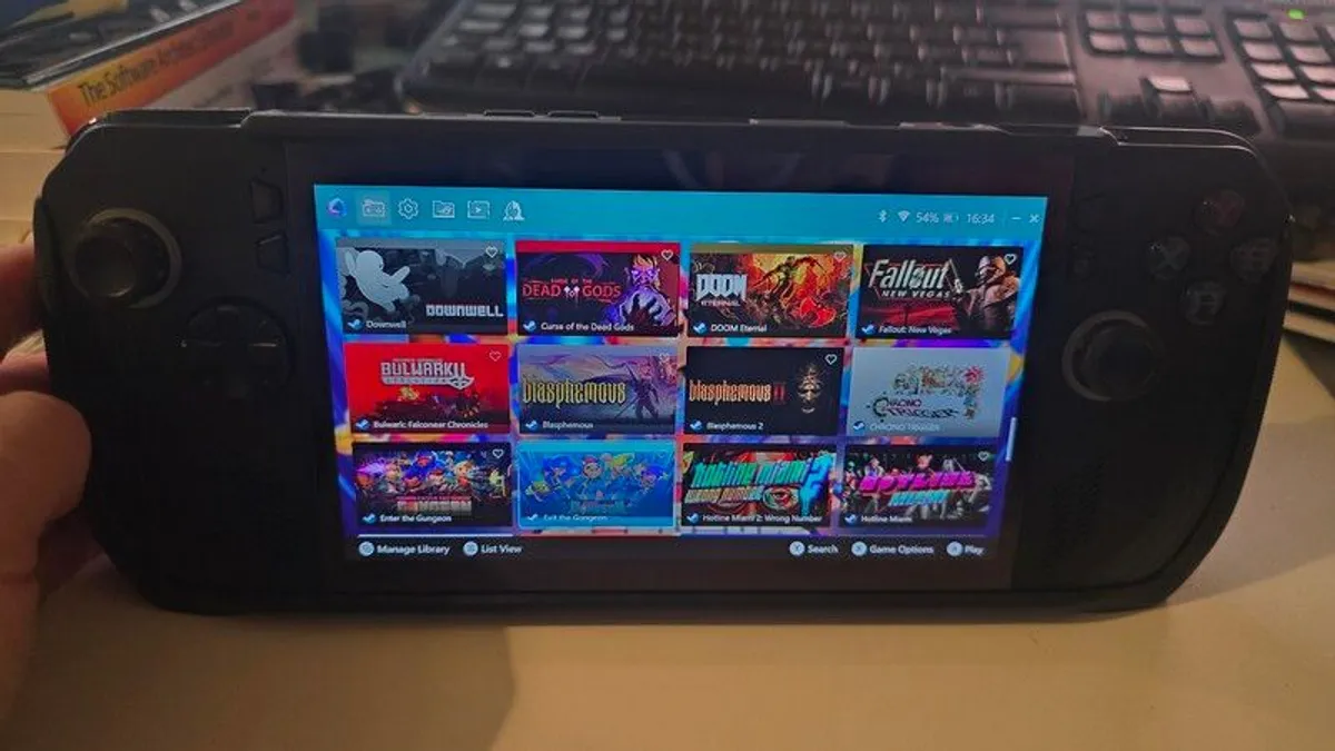 ROG Ally X - Pristine condition! - Image 4