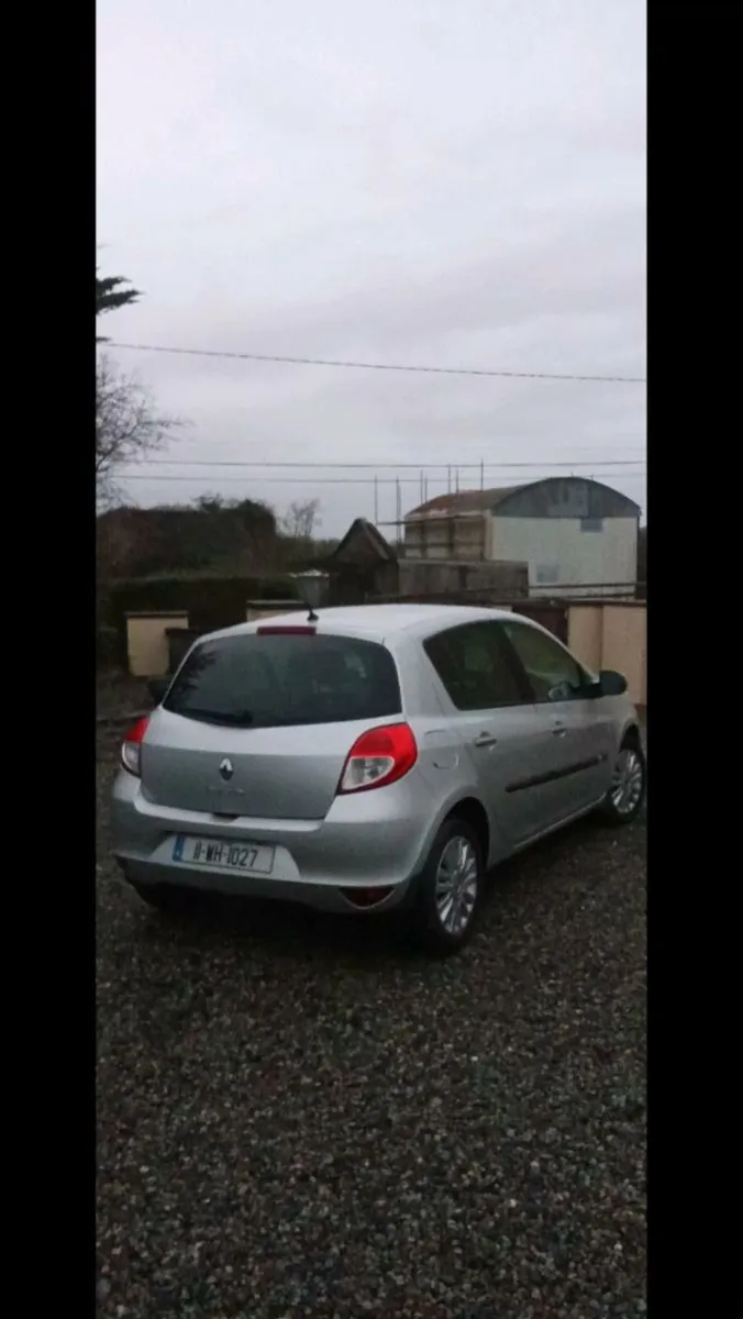 2011 reanult clio nct.12/26.   77 k .miles - Image 3