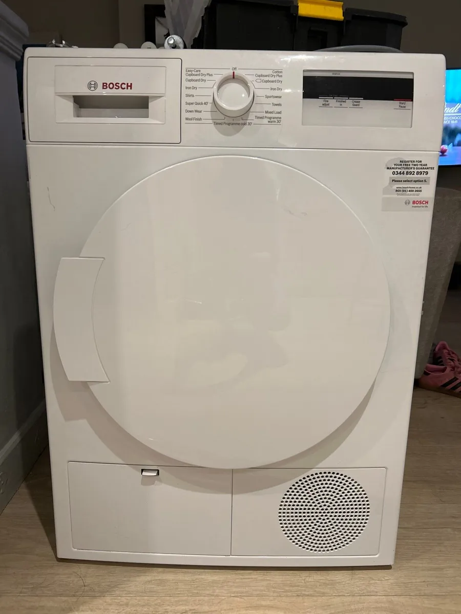 Clothes dryer - Image 1