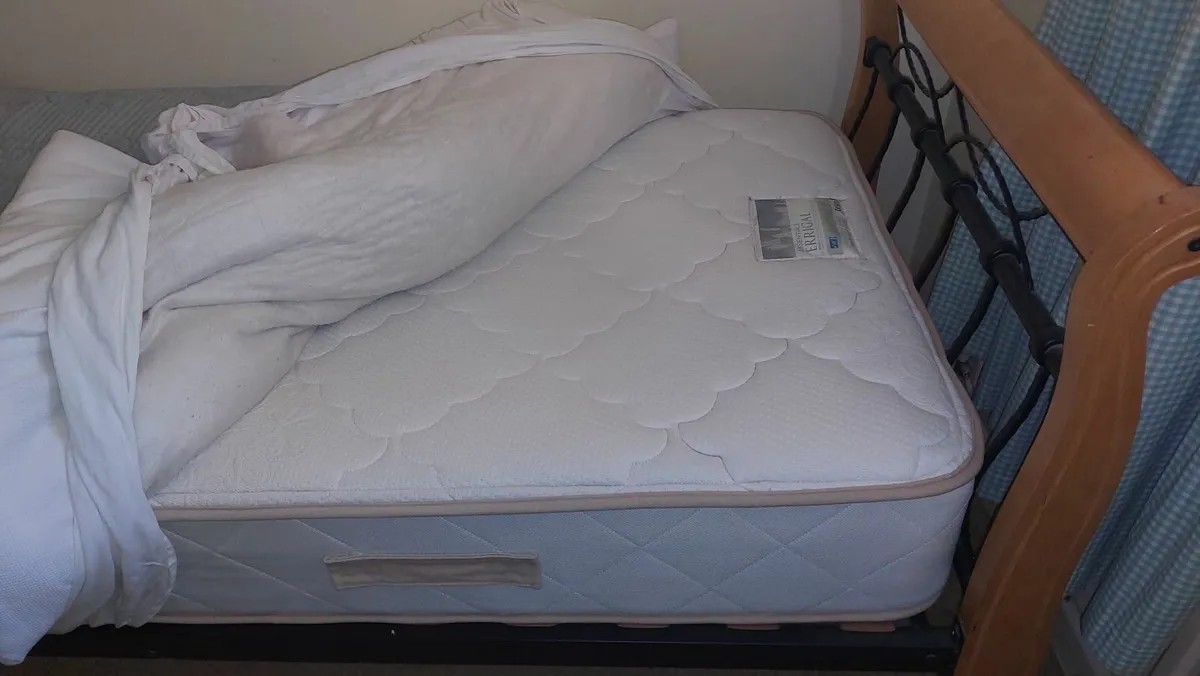Single bed - Image 4