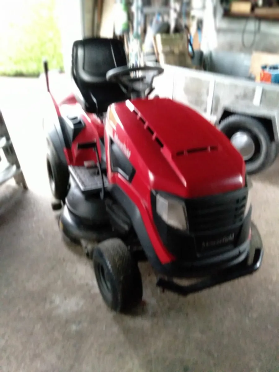 Mountfield 2240H Ride on Mower - Image 2