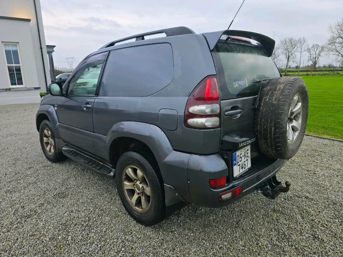 Toyota Landcruiser - Image 4