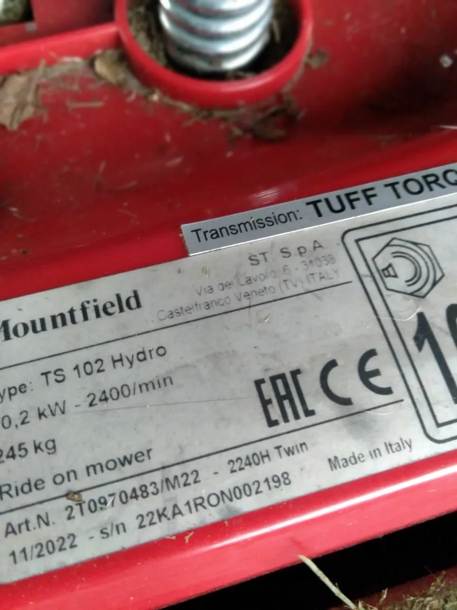 Mountfield 2240H Ride on Mower - Image 4