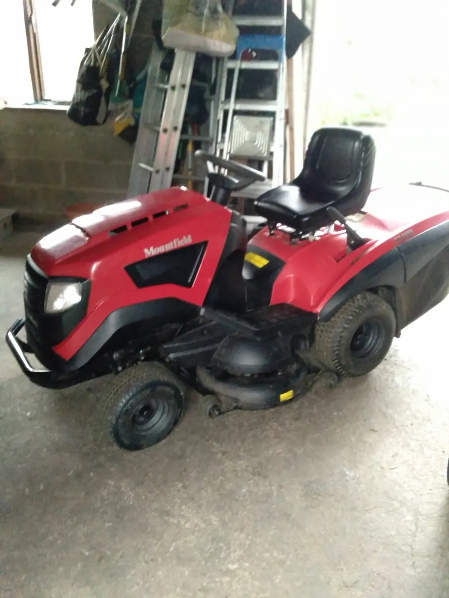 Mountfield 2240H Ride on Mower - Image 1