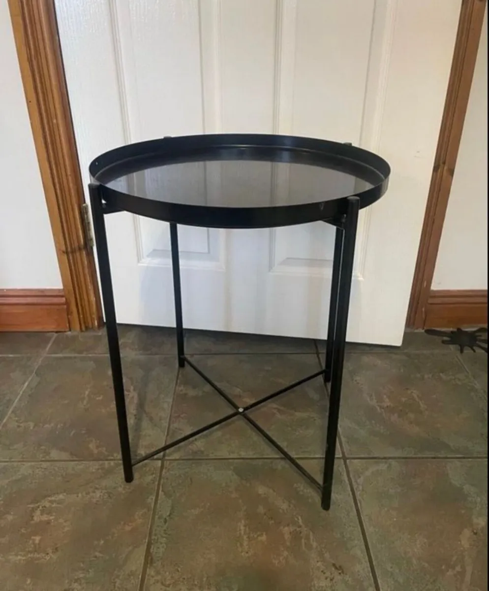 Steel metal table - Image 1