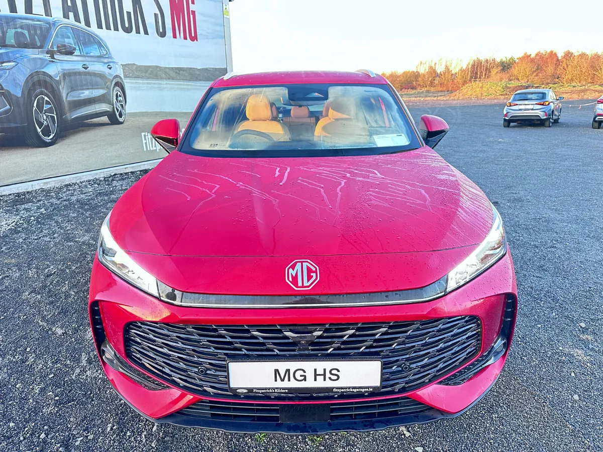 MG HS Phev 2026 OFFER €2500 Booster - Image 2