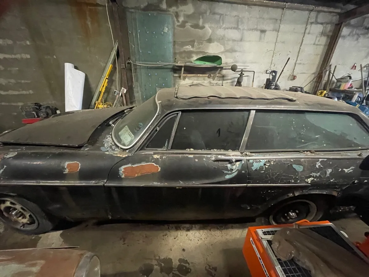 Volvo Other 1973 - Image 2