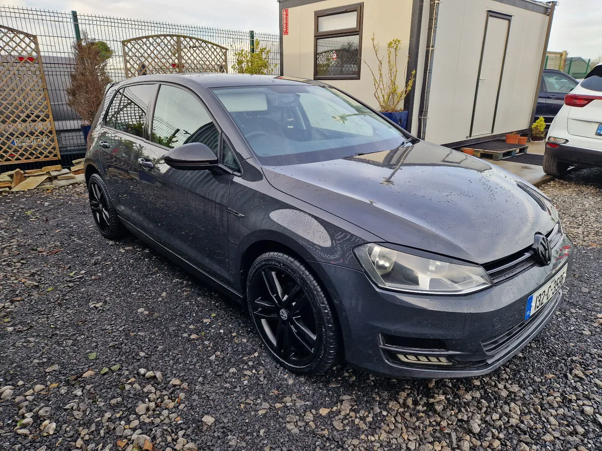 2013 Volkswagen Golf 1.6 TDI R-LINE KIT - Image 3