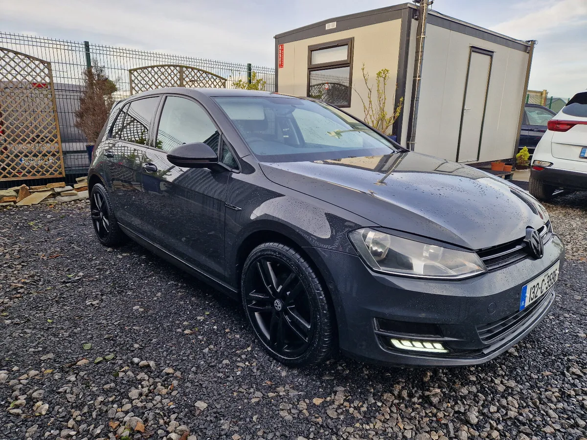 2013 Volkswagen Golf 1.6 TDI R-LINE KIT - Image 4