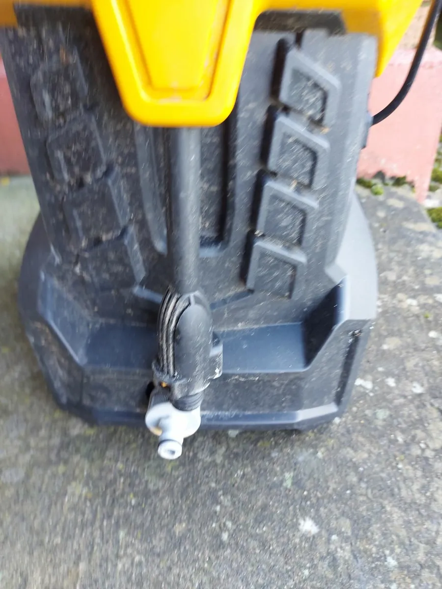 Ferrex Power Washer 2400 Watt, Excellent Condition - Image 4