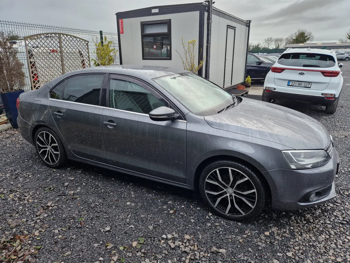 2014 Volkswagen Jetta 1.6 TDI DSG HIGHLINE - Image 4