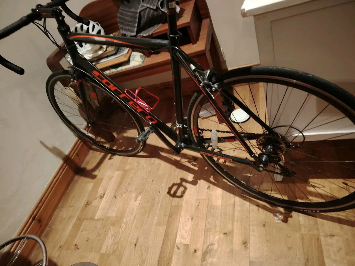 Road bike - Image 2
