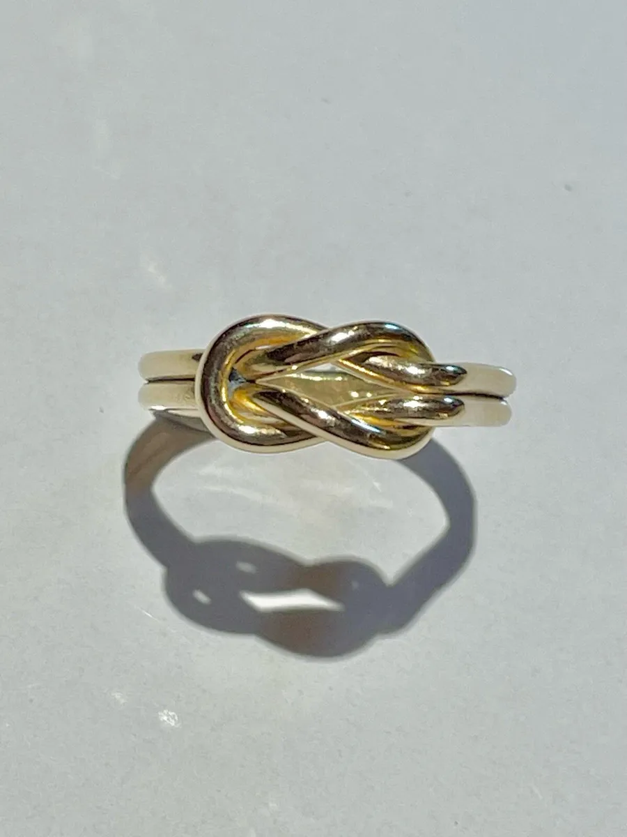 9ct Ladies Gold Ring - Image 3