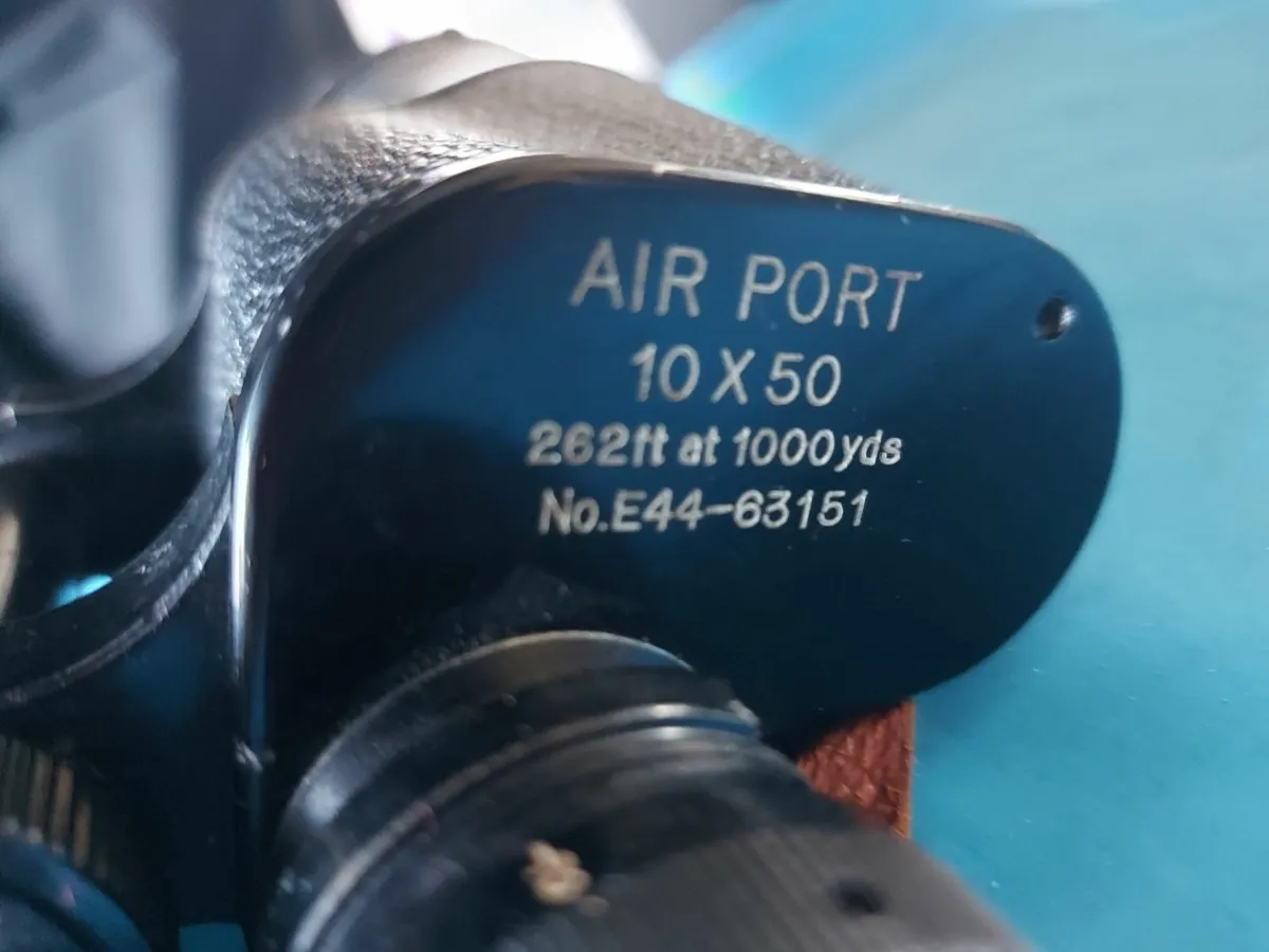 Vintage Eikow Air Port 10x50 Coated Lens Binocular - Image 4