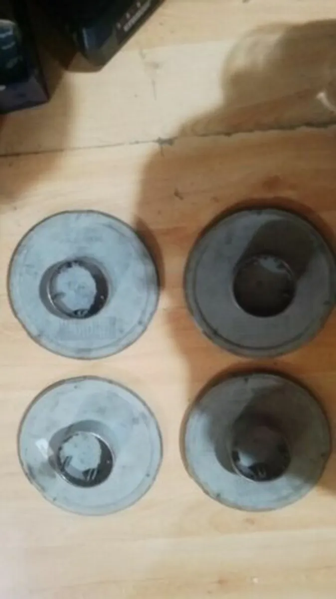 Set of 4 x Toyota Corolla E10 E11 Steel Wheel Caps - Image 3