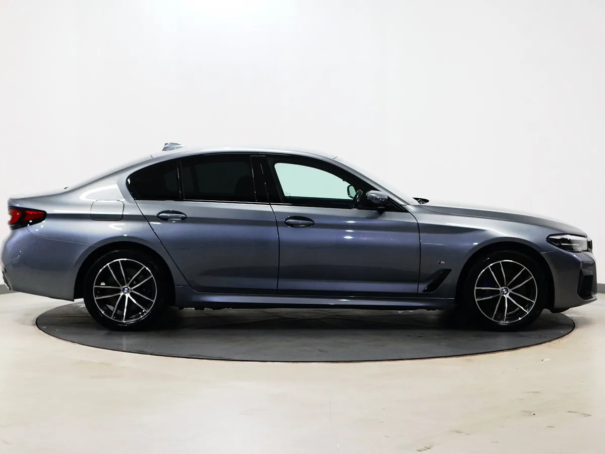 *21* 2021 BMW 5-Series 2.0 M-SPORT - Image 3