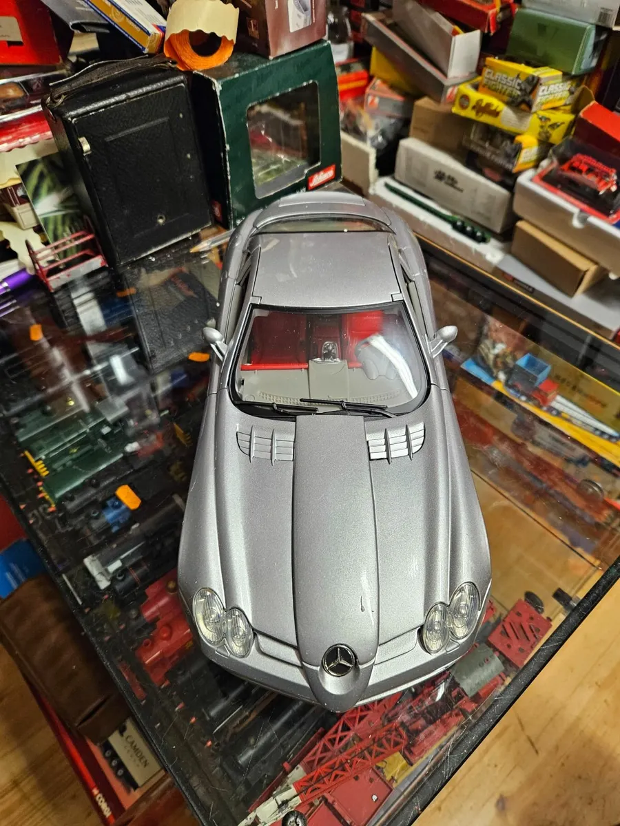 Corgi Motormax Mercedes 1:12 - Image 2