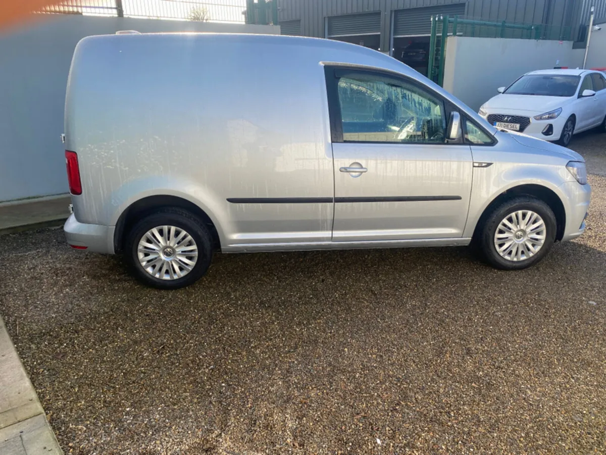 Volkswagen Caddy C20 TRENDLINE TDI 102BHP - Image 3