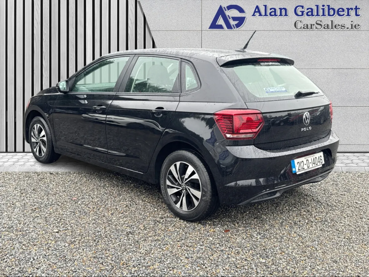 Volkswagen Polo TRENDLINE 1.0 €86 PW - Image 2