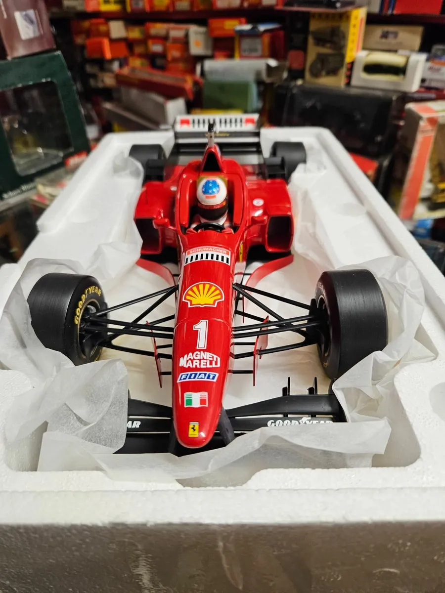 Corgi Minichamps Ferrari Formula 1 Michael Schumac - Image 1