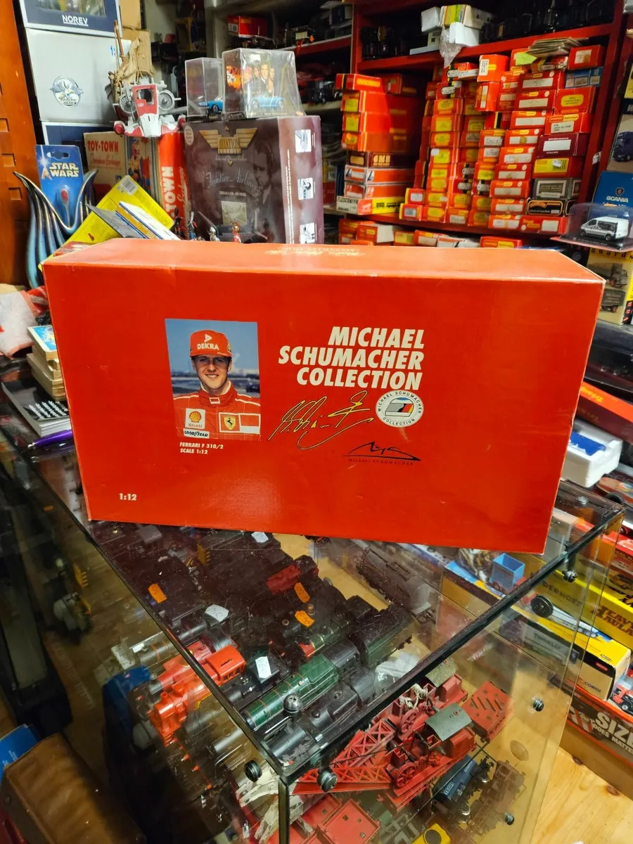 Corgi Minichamps Ferrari Formula 1 Michael Schumac - Image 3