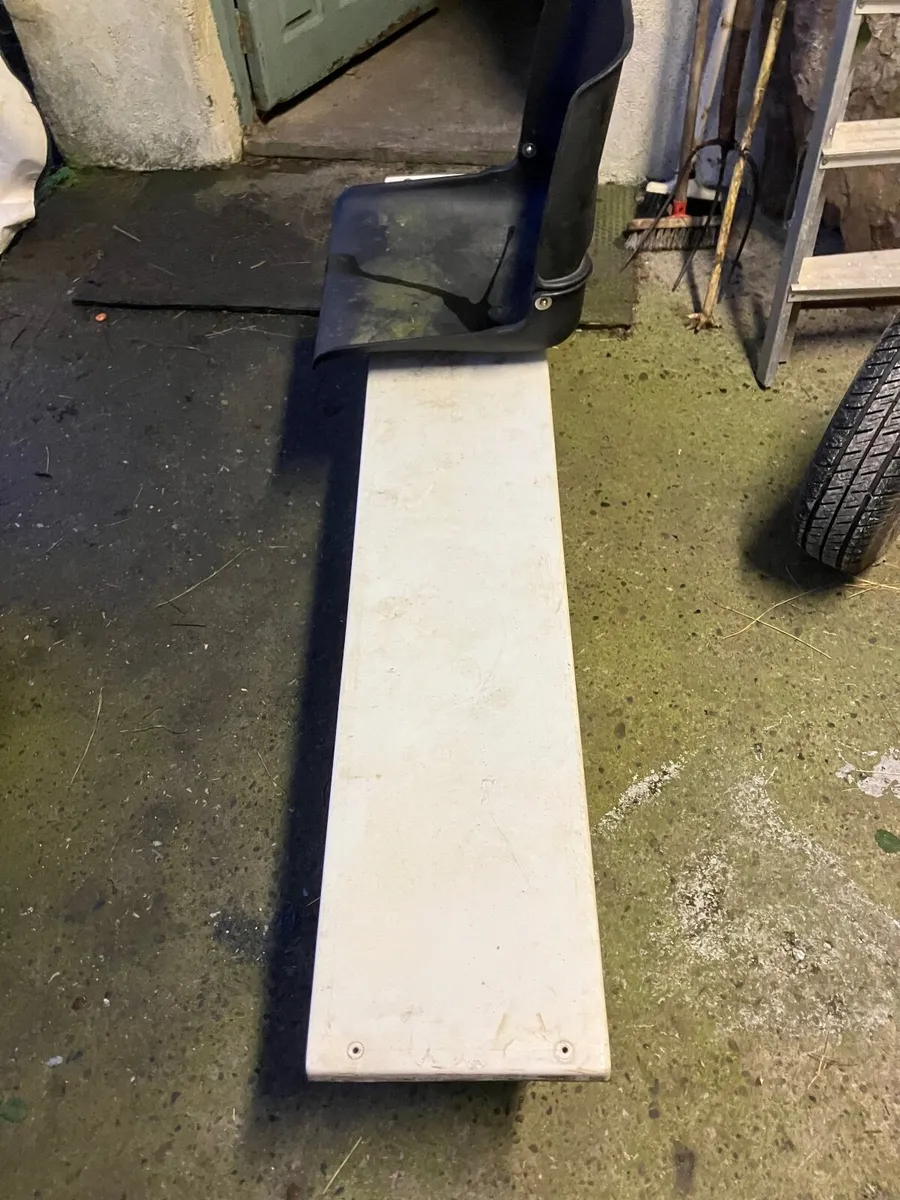 ORKNEY LONGLINER F/GLASS CENTRE SEAT STORAGE UNDER - Image 3