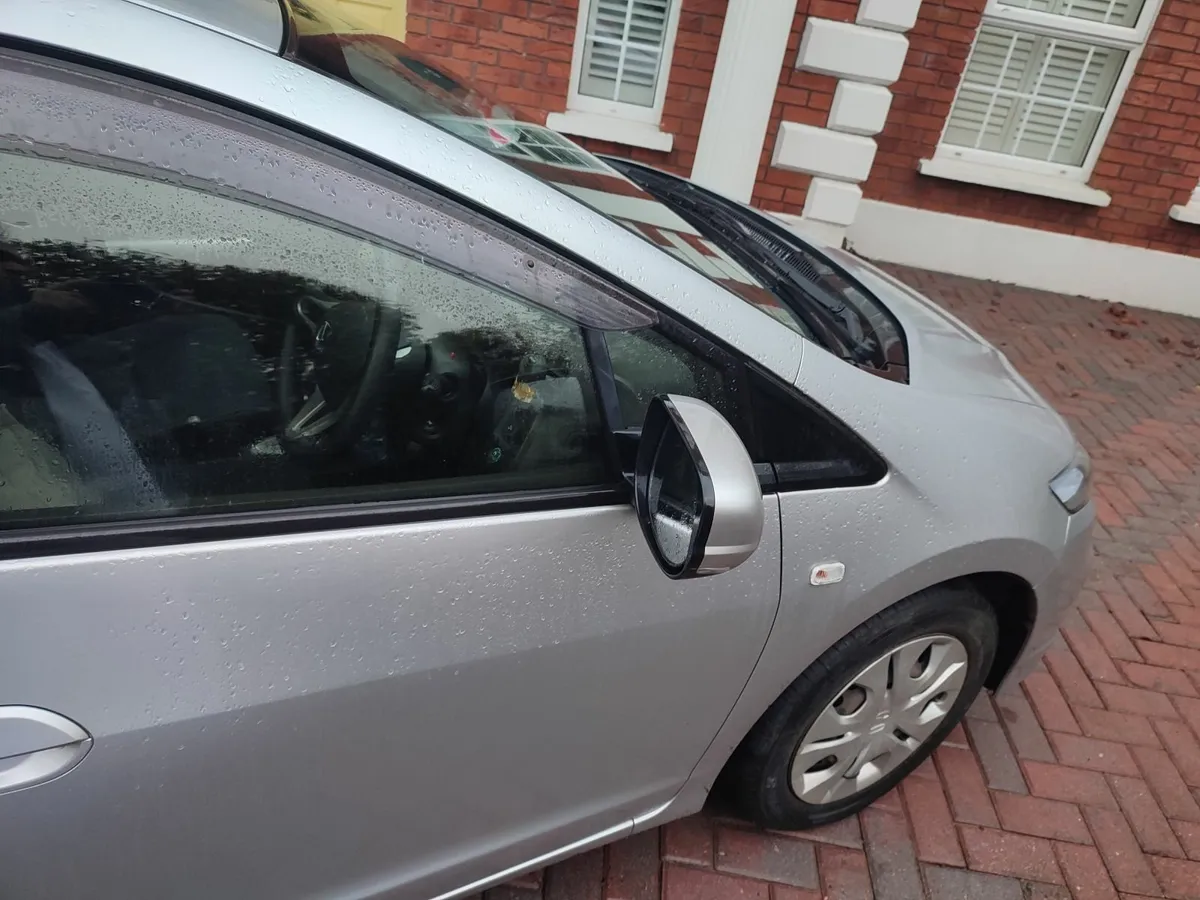 Honda Insight 2014 - Image 4