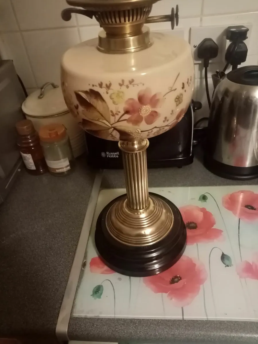 Victorian Oil Lamp - Image 2