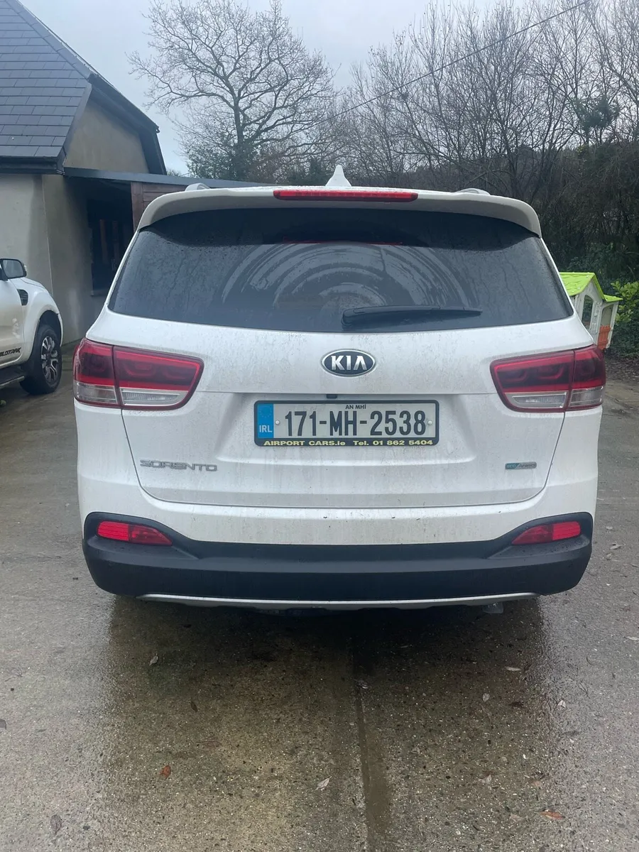 Kia Sorento - Image 4