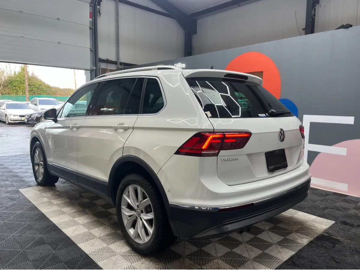 Volkswagen Tiguan 2019 VOLKSWAGEN TIGUAN 4WD 2.0 A - Image 4