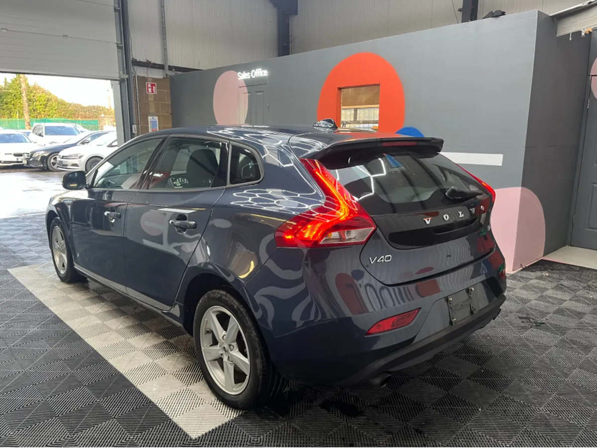 Volvo V40 €14950! 2017 VOLVO V40 AUTOMATIC  T3 KIN - Image 4
