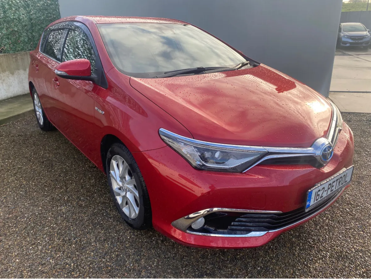 Toyota Auris 1.8 HYBRID ICON - Image 1