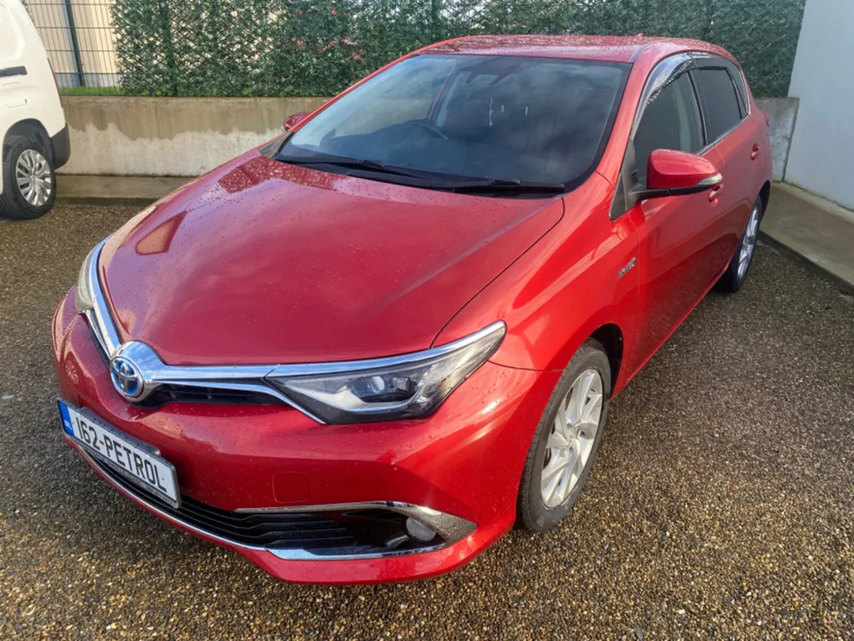Toyota Auris 1.8 HYBRID ICON - Image 2