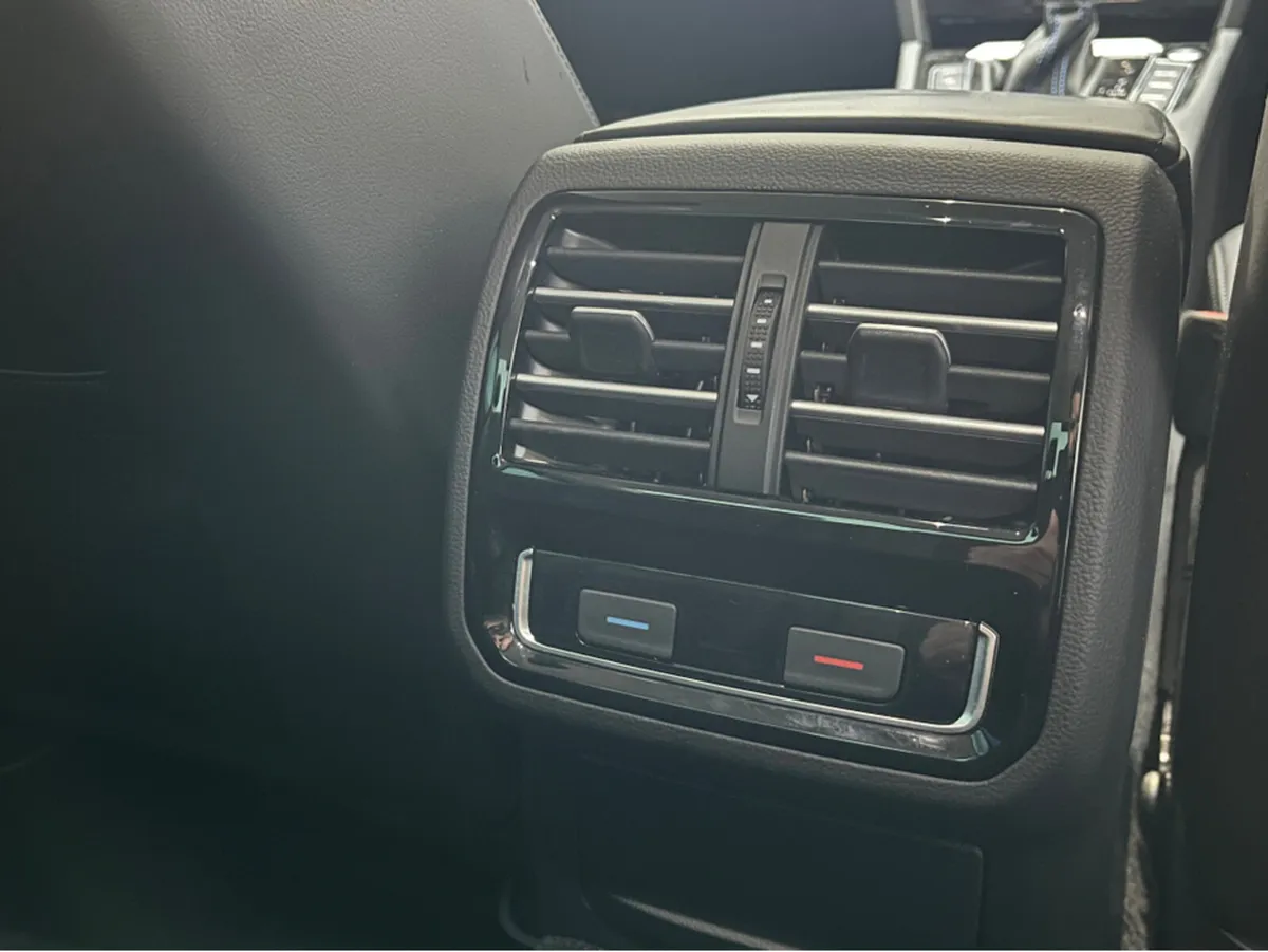 Volkswagen Passat €18950! VW PASSAT GTE Plug in Hy - Image 4