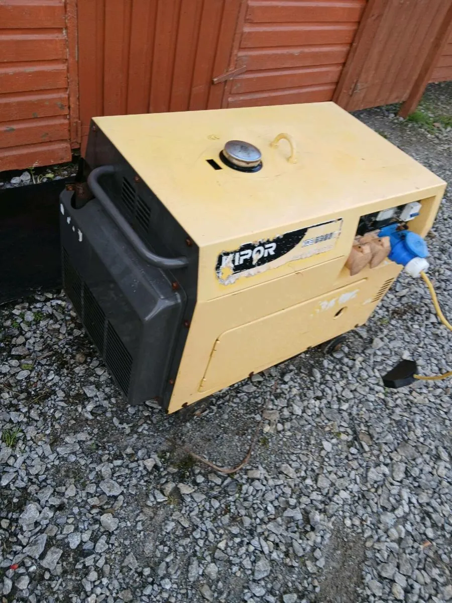 Silent diesel generator - Image 1