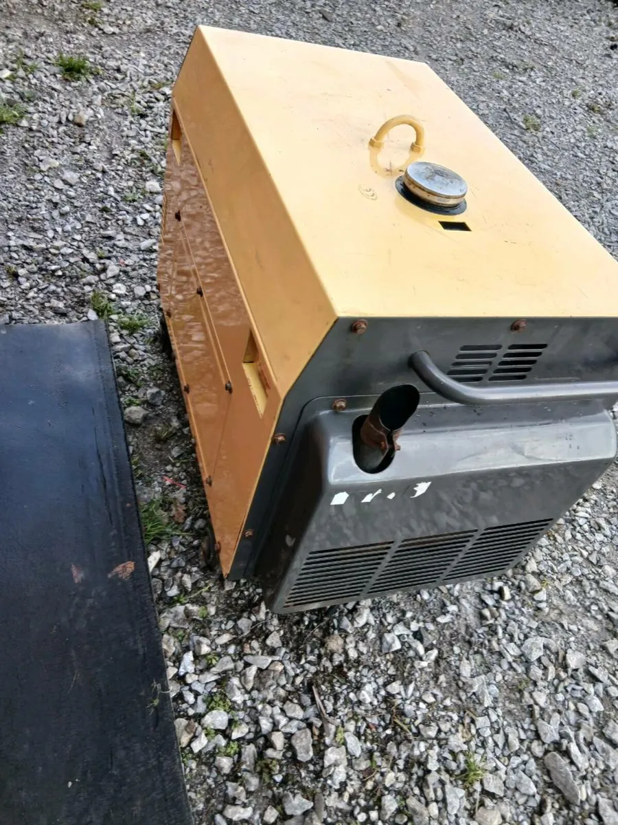 Silent diesel generator - Image 2
