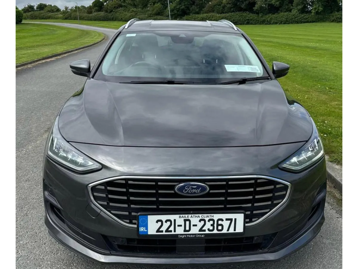 Ford Focus TITANIUM 1.5 AUTOMATIC ** 1 OWNER IRISH - Image 2