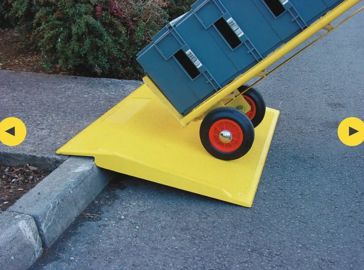 Curp Ramp for Wheelchairs and Hand Trolleys - Image 2