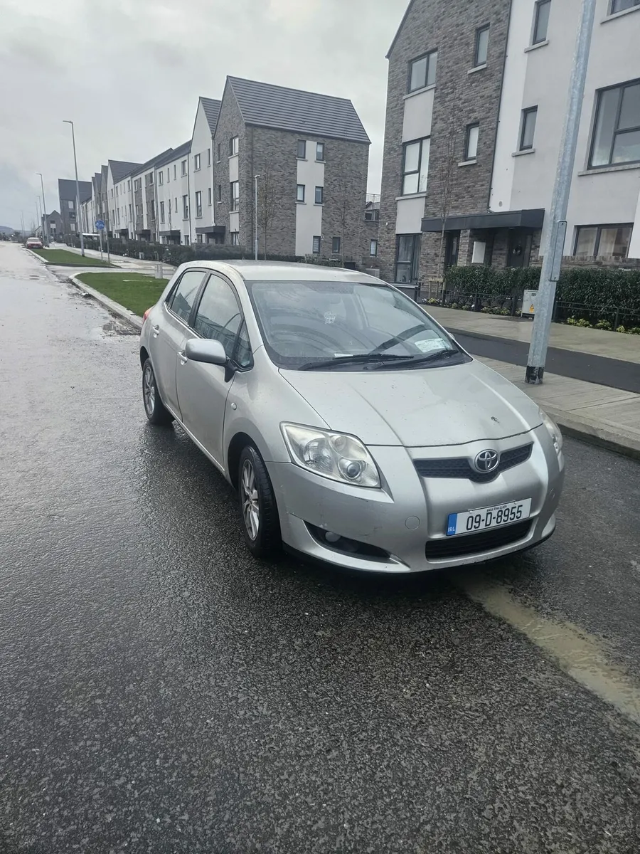 Toyota auris - Image 2