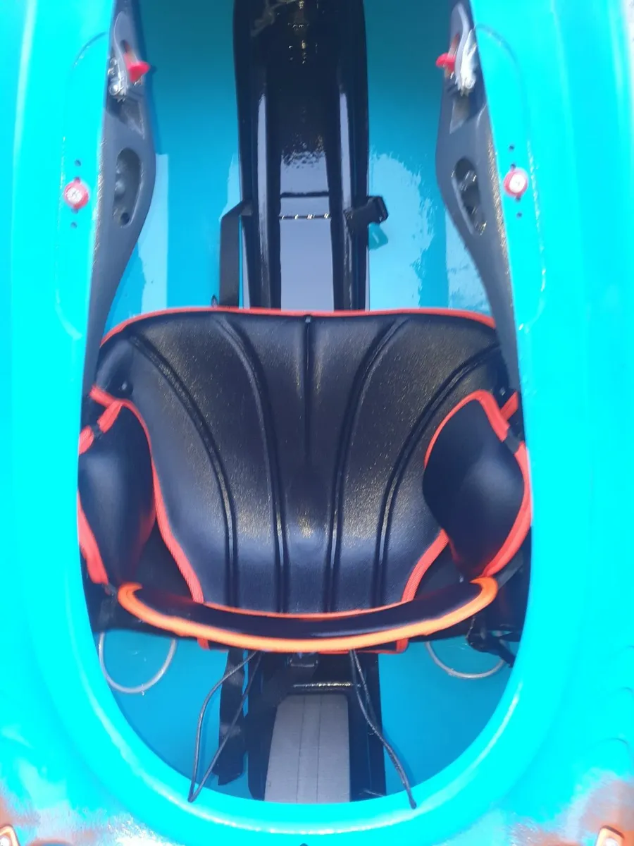 Kayak - Pyranha Burn 3 + carbon paddles +deck - Image 3