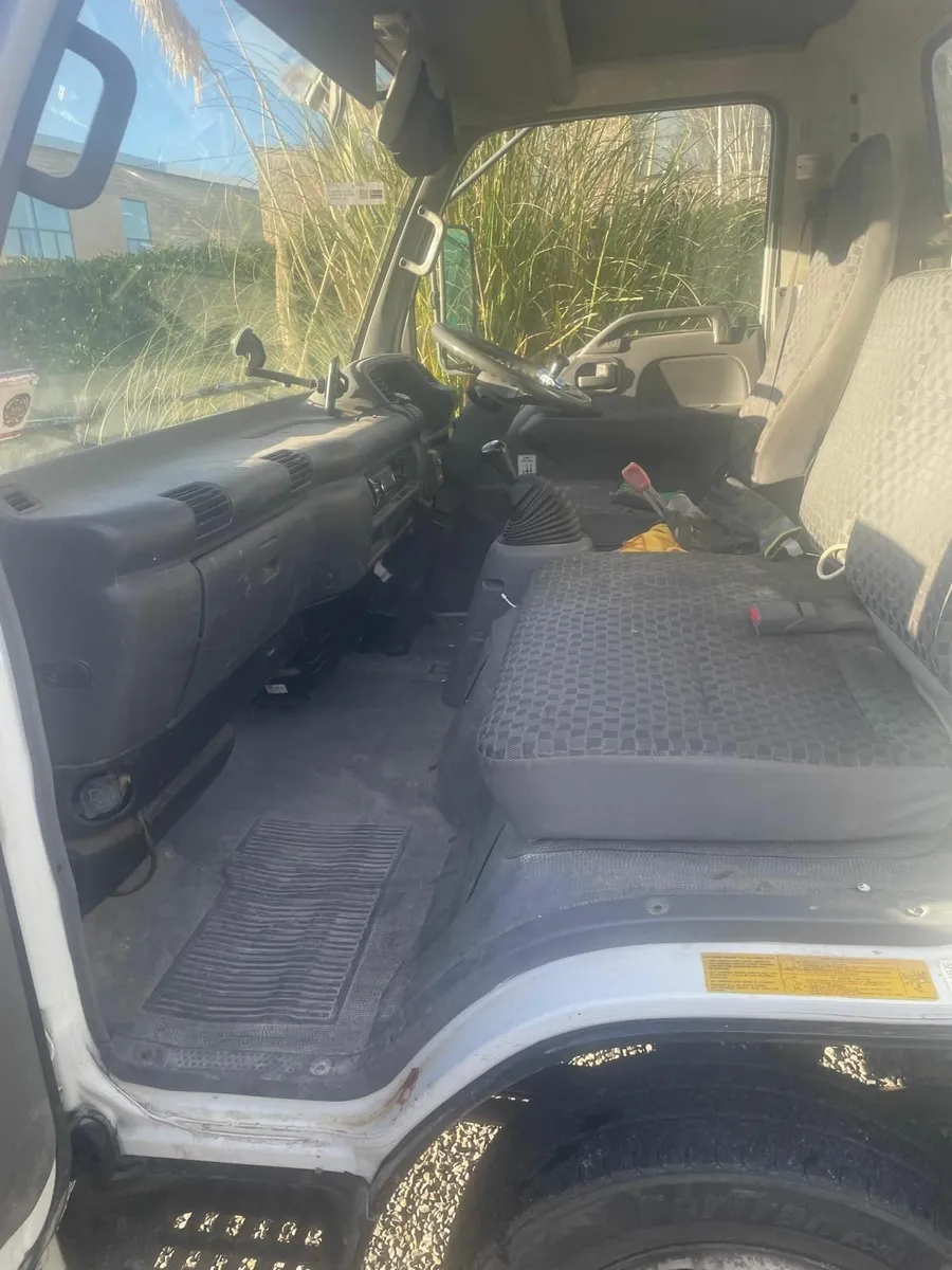 Isuzu Other 2006 - Image 3