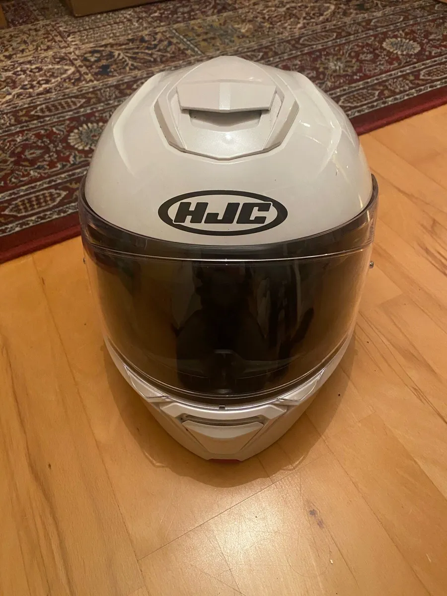 HJC White Motorcycle Helmet - Image 1