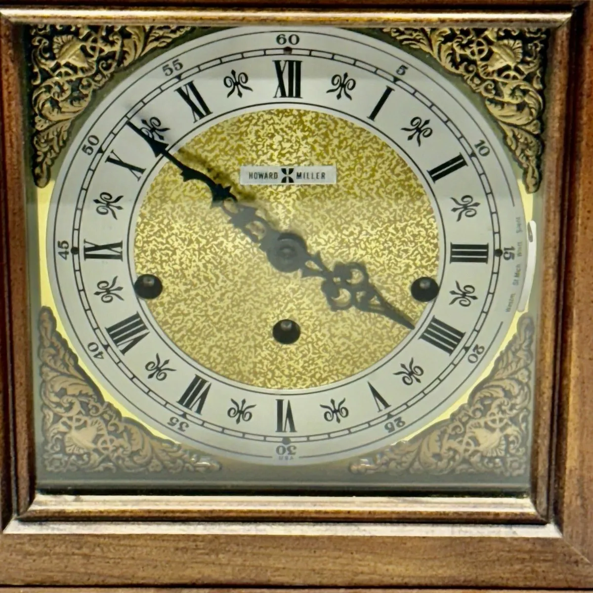 Vintage Howard Miller Triple Chime Mantel Clock - Image 4