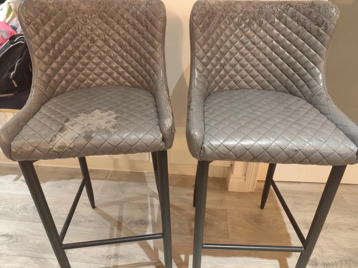 4 Bar stools - Image 1