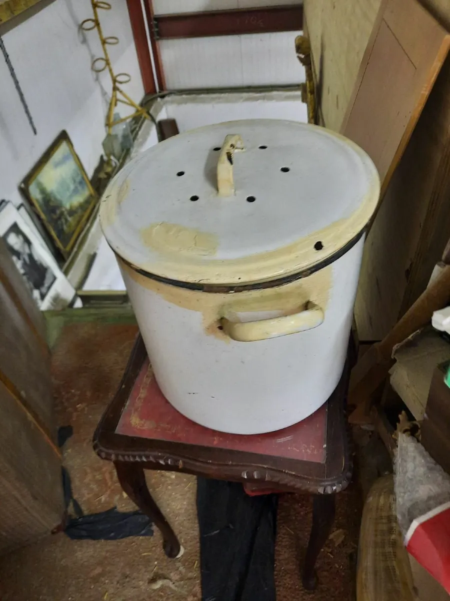 Vintage enamel bread bin - Image 2