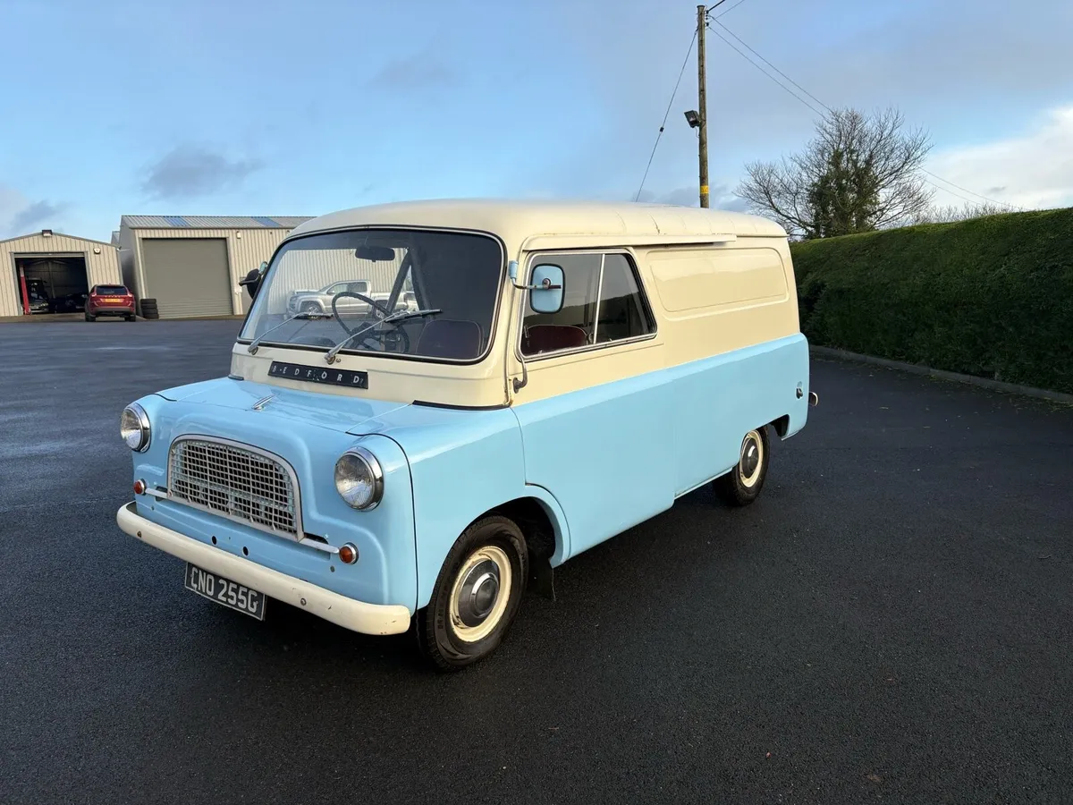 1969 BEDFORD   C A   VAN - Image 1