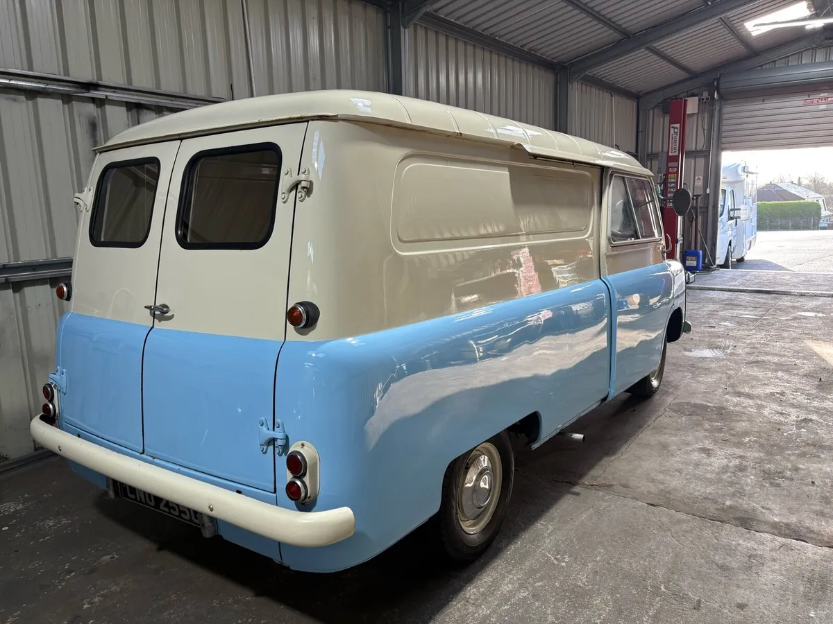1969 BEDFORD   C A   VAN - Image 4
