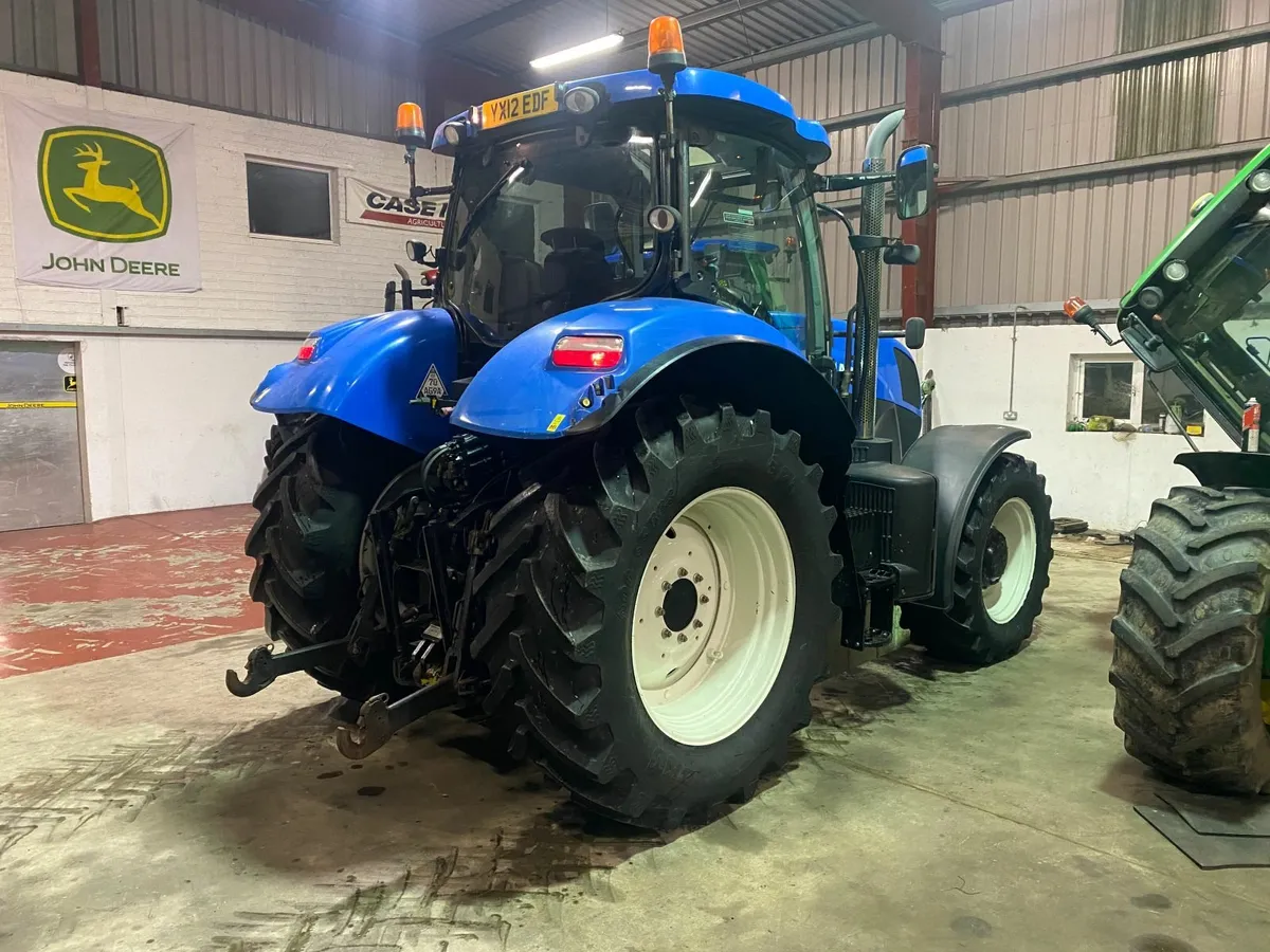 New Holland T7.210 - Image 2